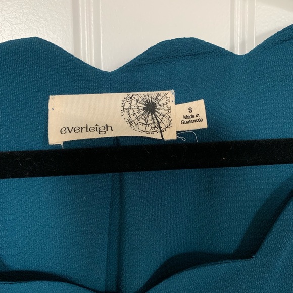 Everleigh Scalloped Dress - Picture 2 of 3